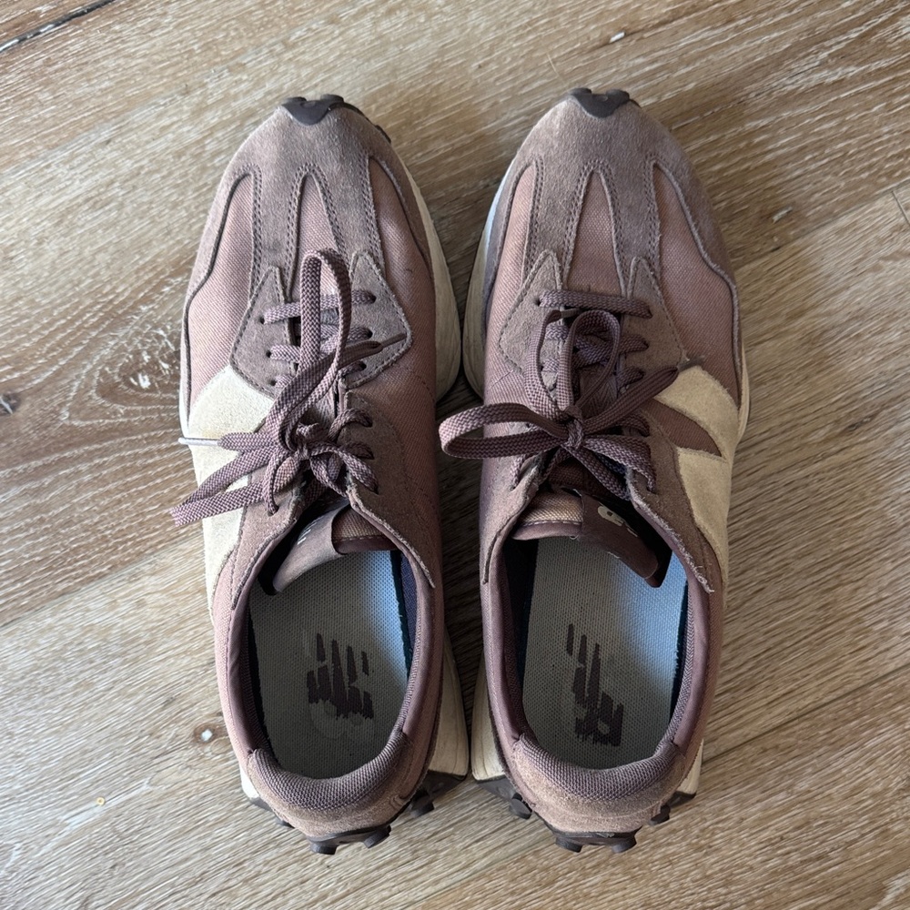 New Balance 327 Plum and Cream Sneakers